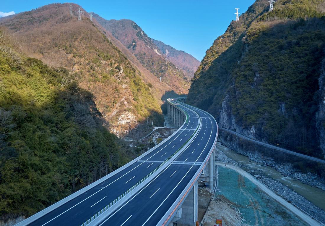 1706153543598141.jpg 3a10828f64972ffe711a48c1fba8d2a.jpg